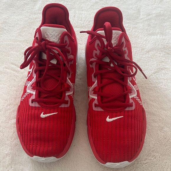 Nike LeBron Witness 6 TB 'University Red' DO9843-600 SIZE 8.5 MENS - Picture 2 of 7